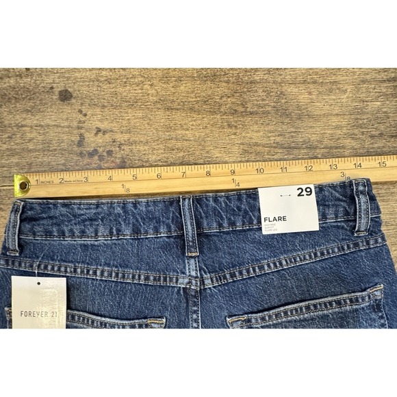 Forever 21 Blue Denim Flare Leg Jeans Daisies-High Rise Size 29 60's - Picture 13 of 16